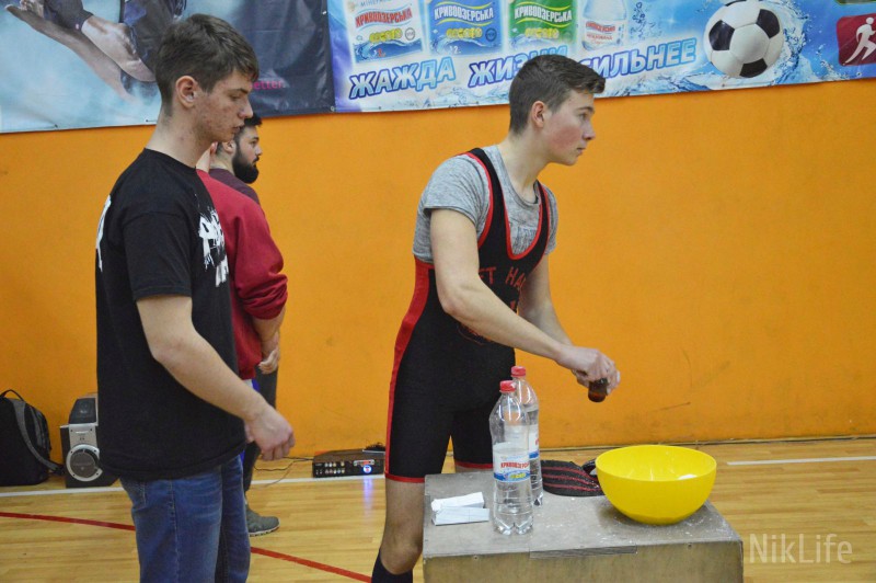 Прев'ю картинка для новини - Відкритий чемпіонат області з пауерліфтингу разом з «Кривоозерською»